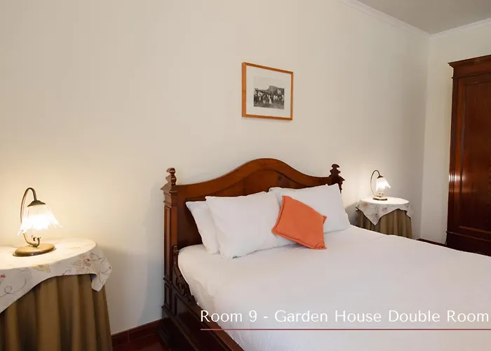 Solar De Lalem Bed & Breakfast Maia (Sao Miguel)