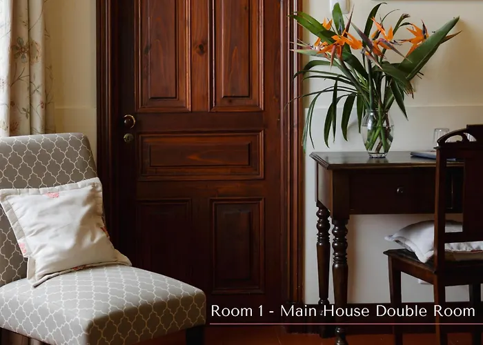 Solar De Lalem Bed & Breakfast Maia (Sao Miguel)