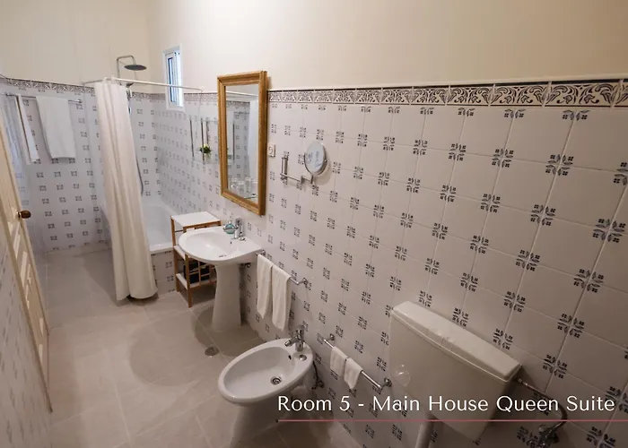 Bed & Breakfast Solar De Lalem Maia (Sao Miguel)