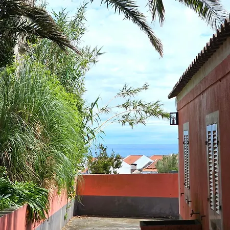 Bed and breakfast Solar De Lalém 4*